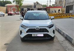 تۆیۆتا ڕاڤ 4